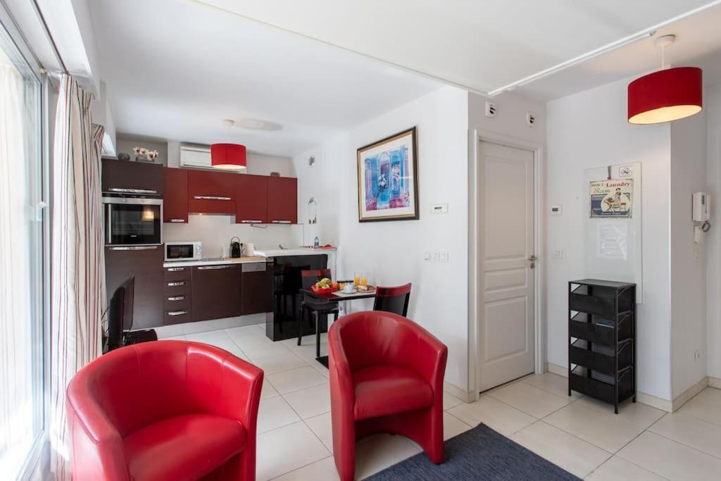 L18 Central Parking Terrace Ac 10Mins Walk To Beaches Nice Exteriér fotografie